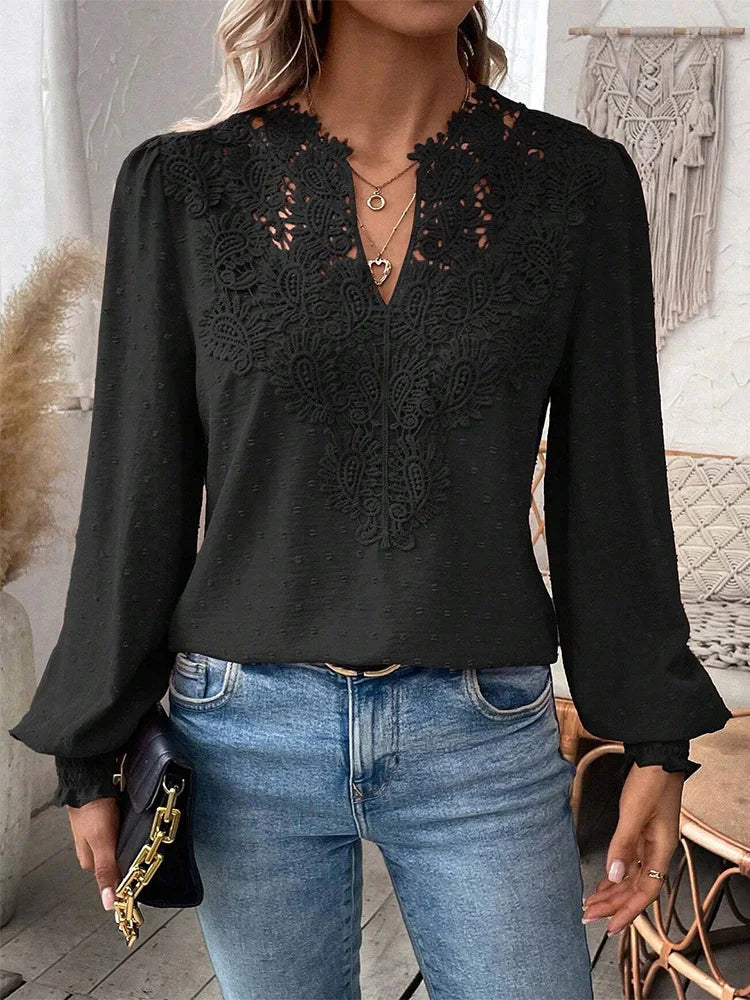 Klaudia- Elegante blouse met V-hals