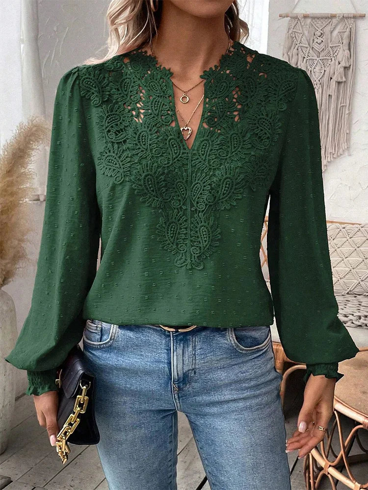 Klaudia- Elegante blouse met V-hals